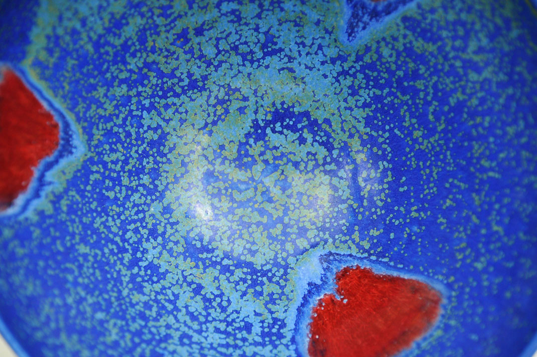 Blue & Red bowl close-up
